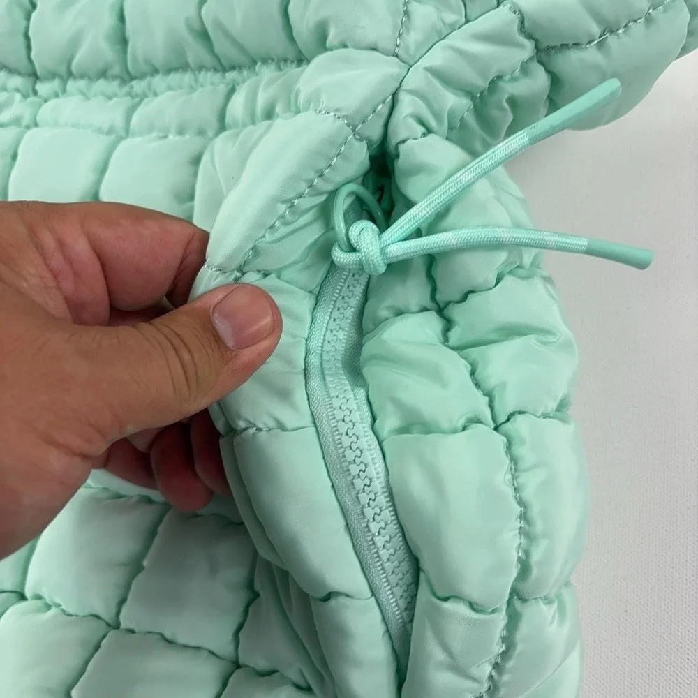 Iris & Rainbow Shoulder Bag Womens Large Green Quilted Puffer Zip Pockets